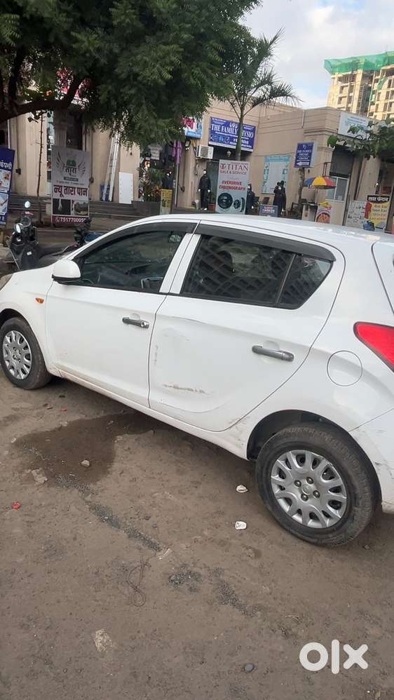 Hyundai I20 Petrol Manual 2011