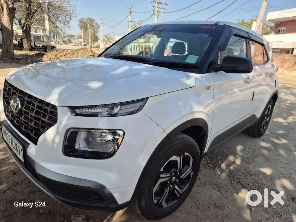 Hyundai Venue E Petrol 2021,