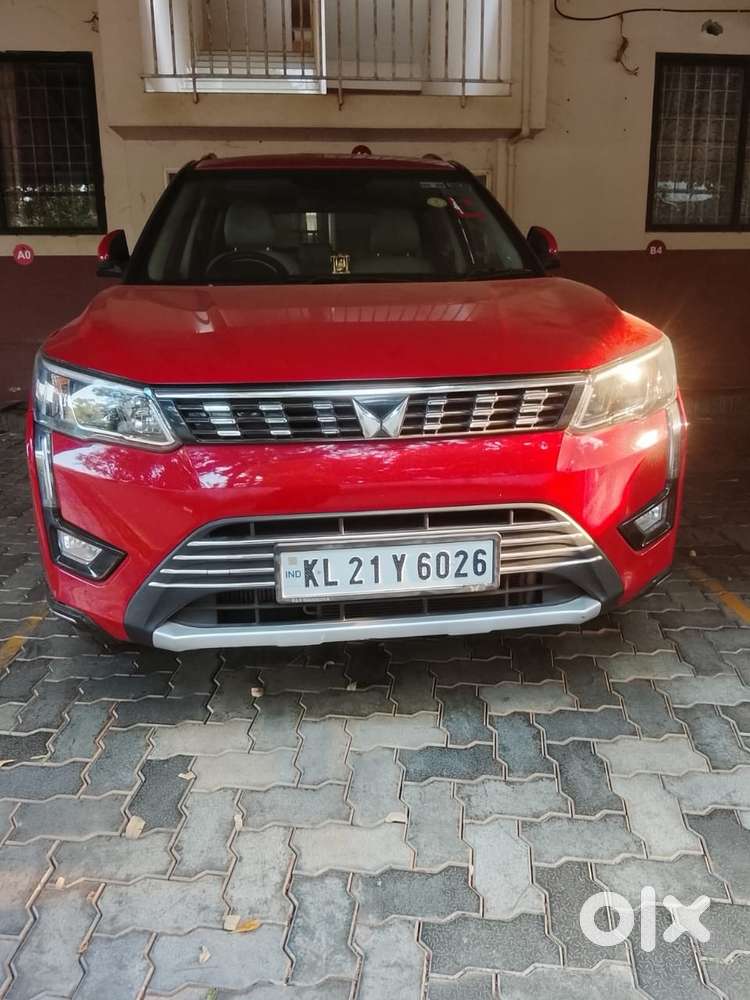 Mahindra Xuv300 2023 Petrol 23000 Km Driven