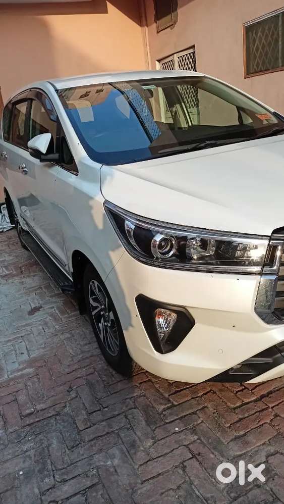 Toyota Innova Crysta 2022 Diesel 38500 Km Driven