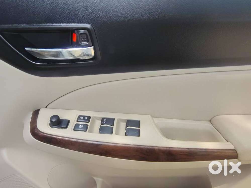 Maruti Suzuki Swift Dzire Zxi+ Amt, 2018, Petrol