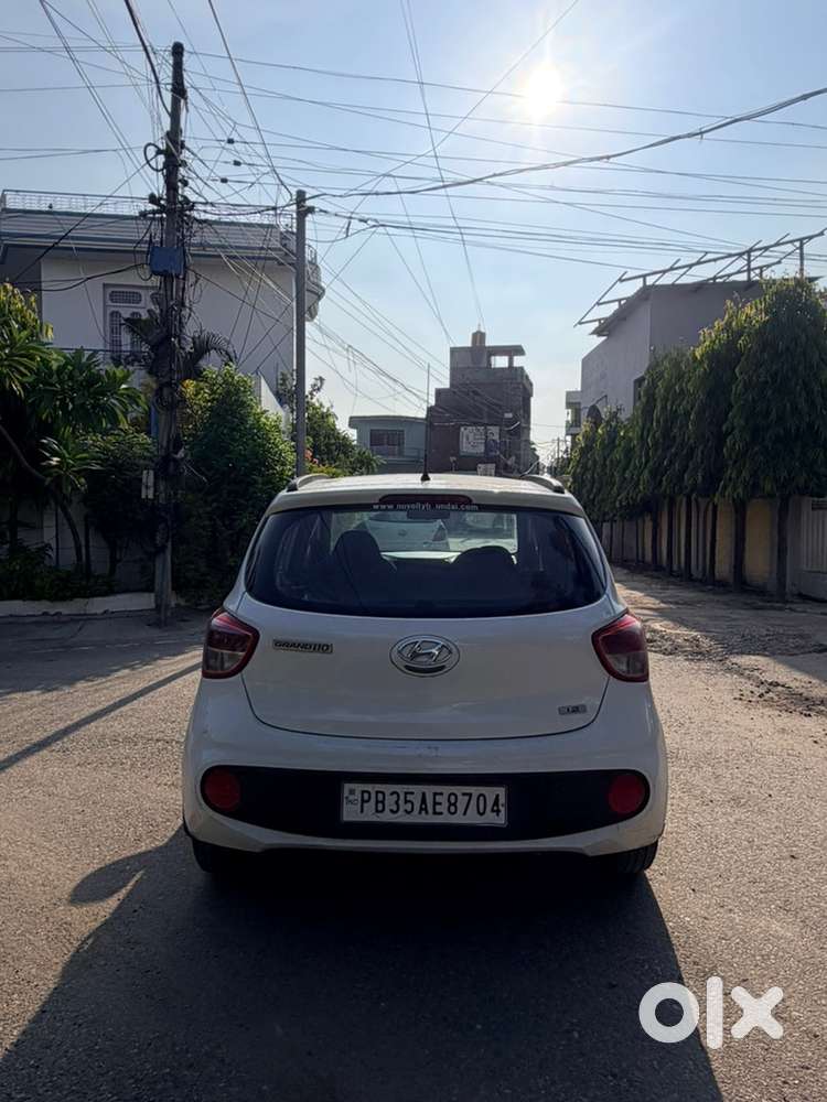 Hyundai Grand I10 2019 Model Car