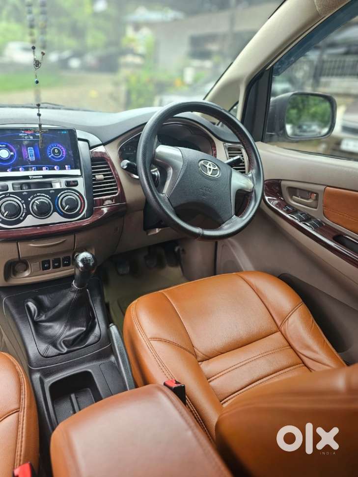 Toyota Innova 2.5 Gx 7 Str Bs-iii, 2015, Diesel
