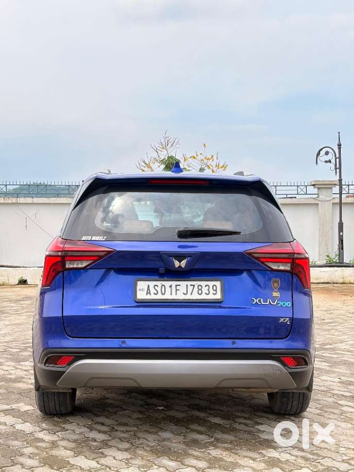 Mahindra Xuv700 2.0 Ax 7 Petrol At Str, 2022, Petrol