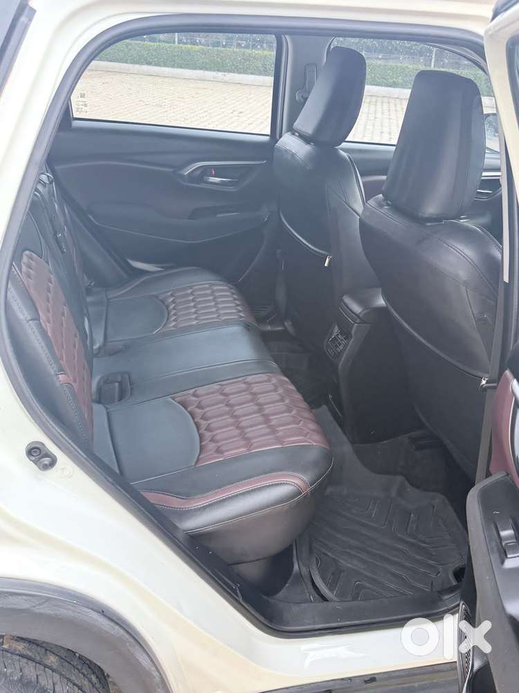 Maruti Suzuki Grand Vitara 1.5 Sigma Smart Hybrid, 2023, Petrol