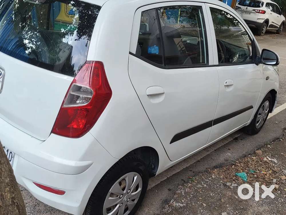 Hyundai I10 Magna 2012 Petrol / Cng Mileage 30kmpl