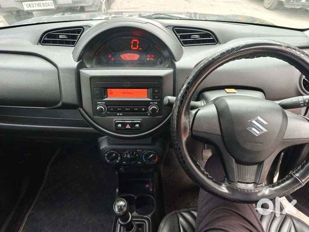 Maruti Suzuki S-presso Vxi, 2024, Petrol
