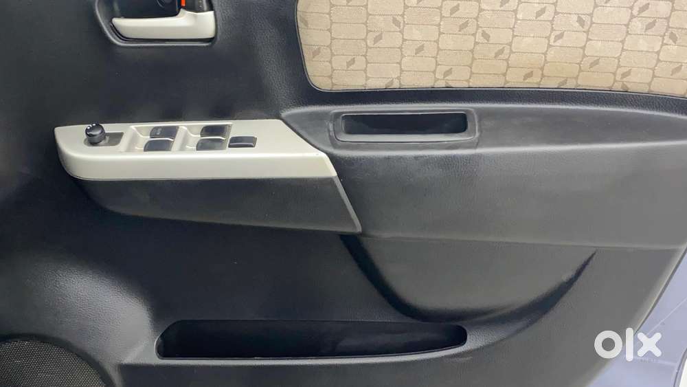 Maruti Suzuki Wagon R 1.0 2015-2019 Vxi Amt, 2015, Petrol