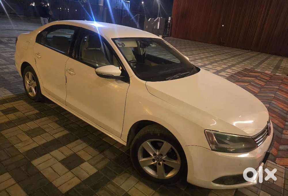 Volkswagen Jetta Tdi 2012 With Comfortline Features