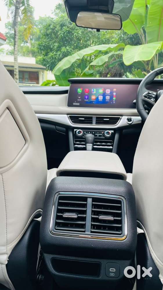 Mahindra Xuv700 Diesel 2025