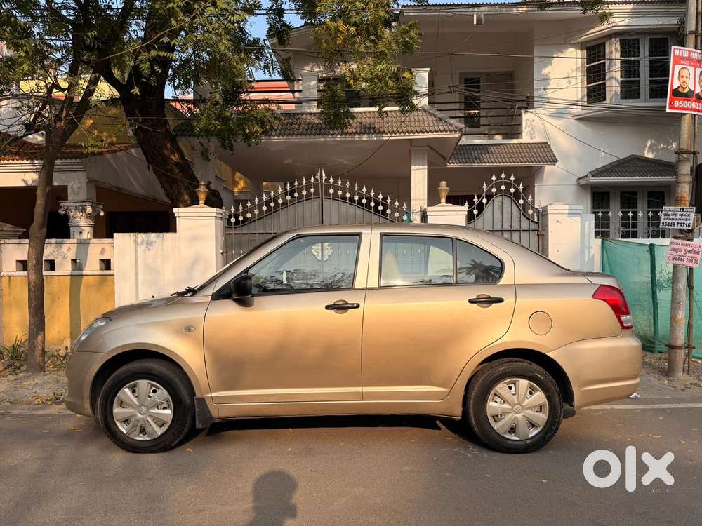 Maruti Suzuki Dzire 1.2 Vxi, 2011, Petrol