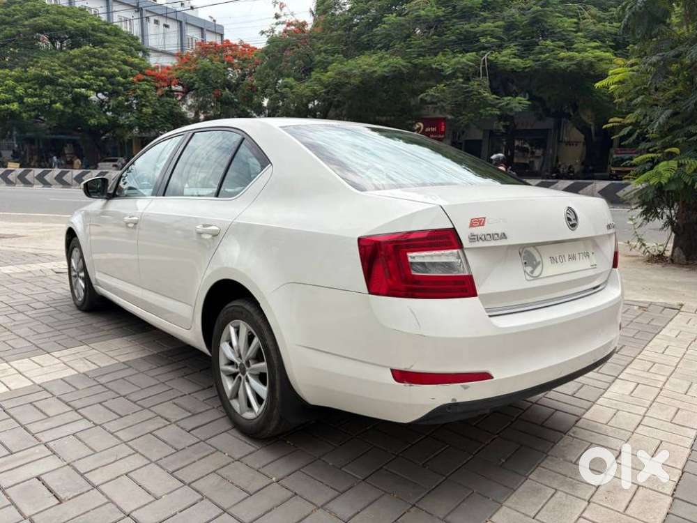 Skoda Octavia Ambition 2.0 Tdi At, 2013, Diesel