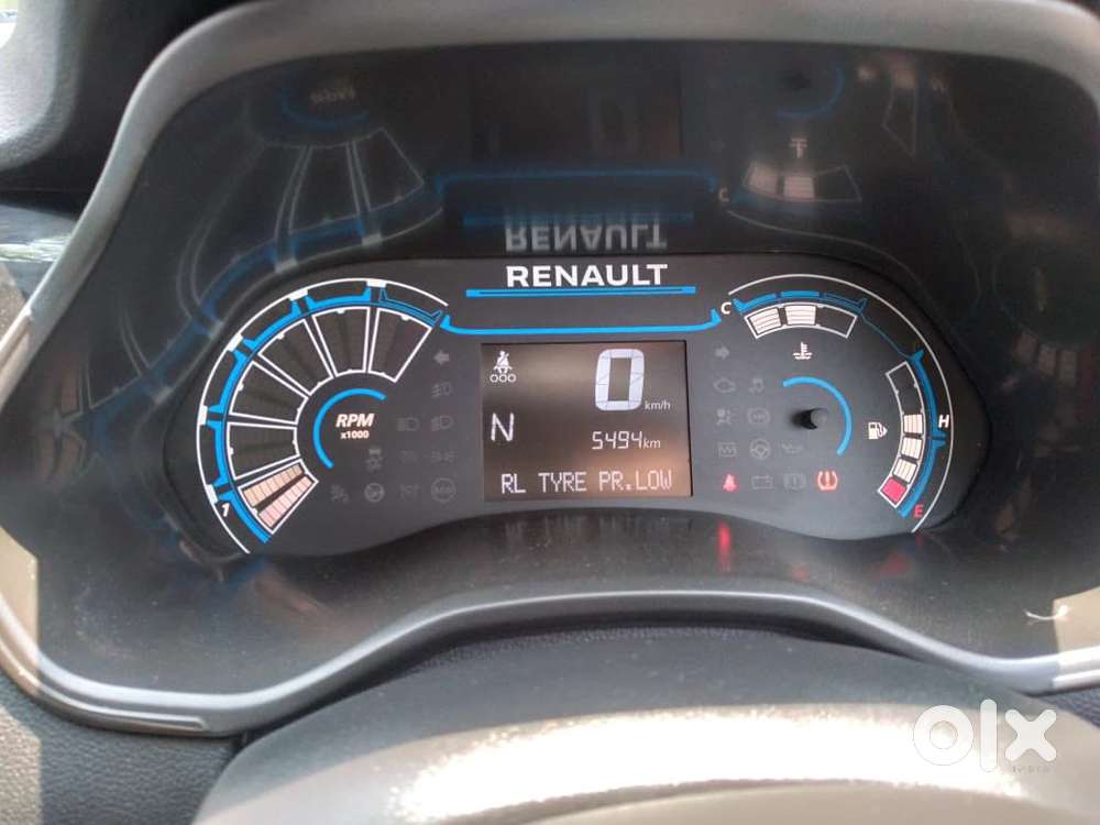 Renault Triber Rxt Easy-r Amt, 2025, Petrol