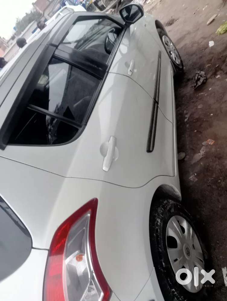 Maruti Suzuki Swift 2014