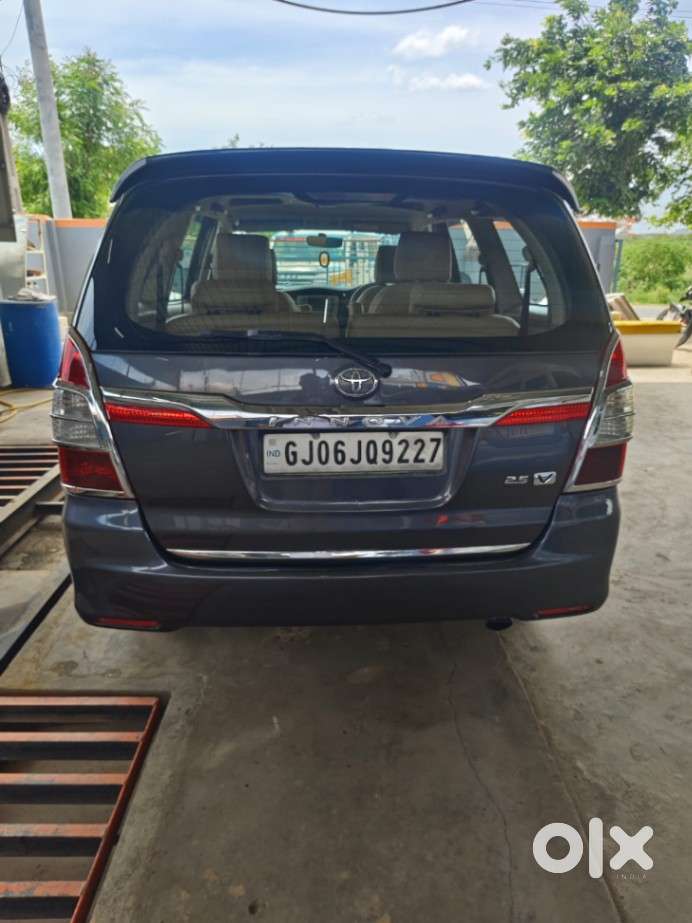Toyota Innova 2.5 G (diesel) 7 Seater, 2015, Diesel