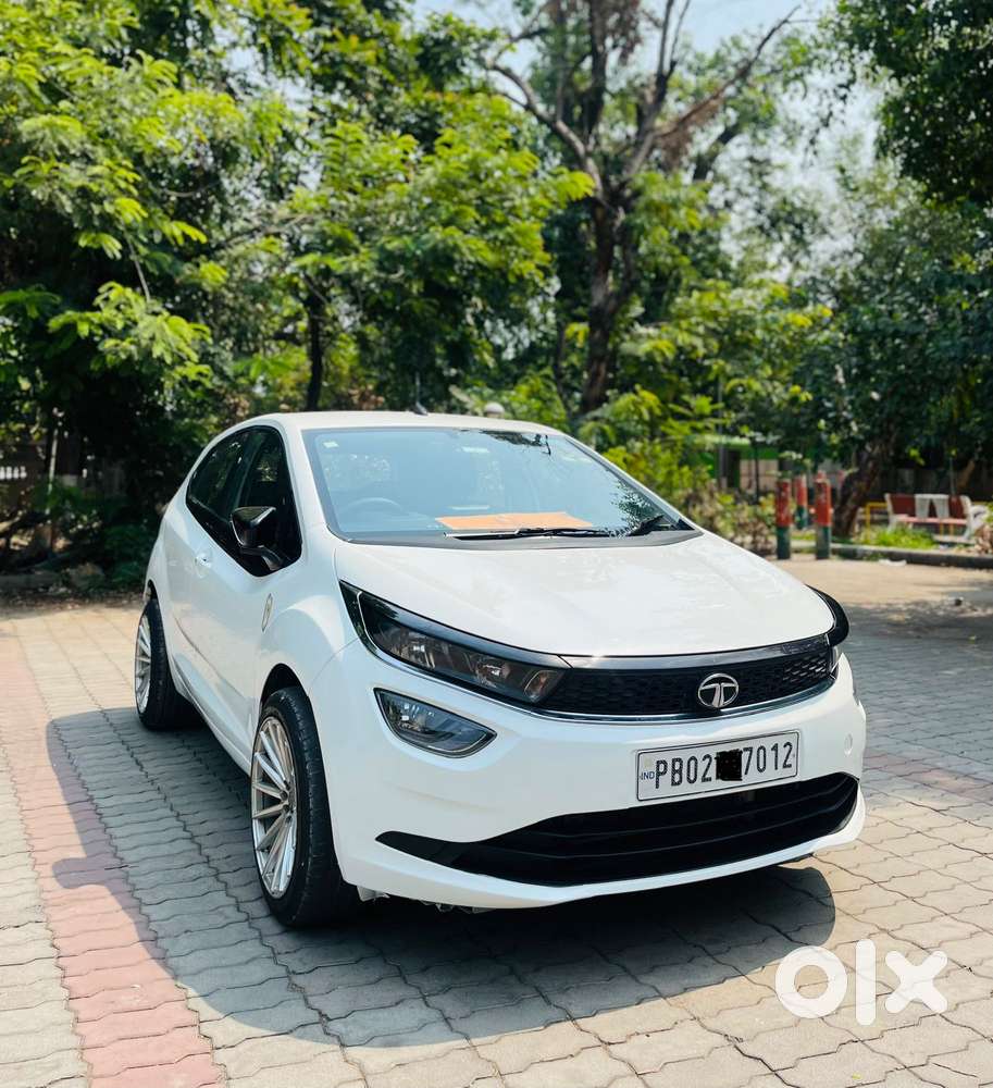 Tata Altroz, 2021, Petrol