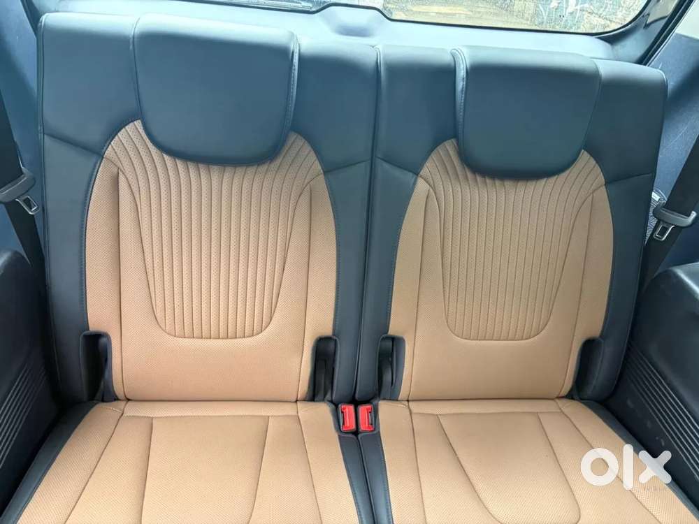 Hyundai Alcazar, 2025, Petrol
