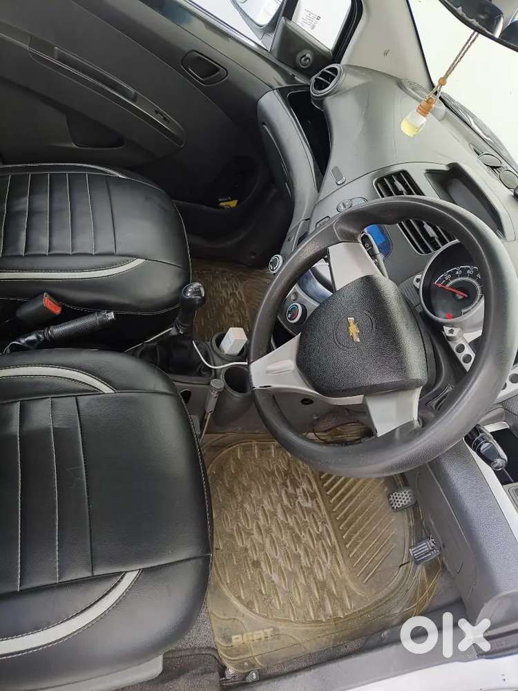 Chevrolet Beat Lt                     Rs 70,000