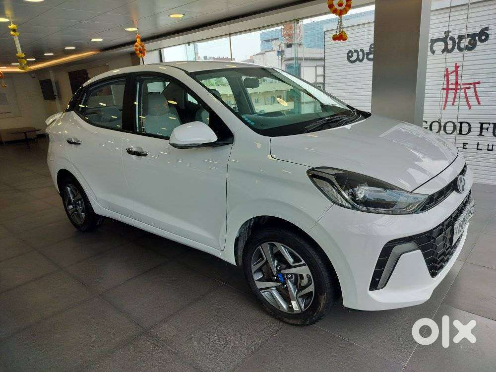Hyundai Aura Sx 1.2 (o) Petrol, 2024, Petrol