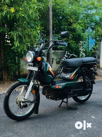 TVS XL 100 Heavy Duty Green Moped