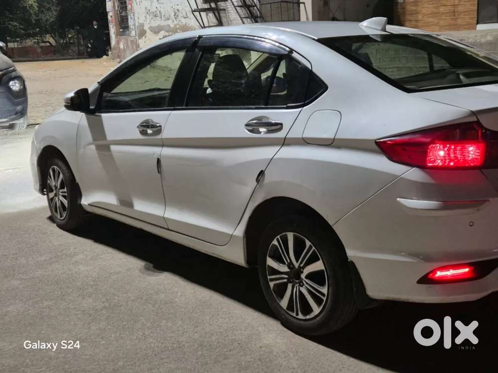 Honda City 1.5 V 5th Gen I-vtec Mt, 2019, Petrol