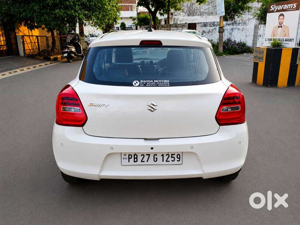 Maruti Suzuki Swift Vxi + Manual, 2021, Petrol