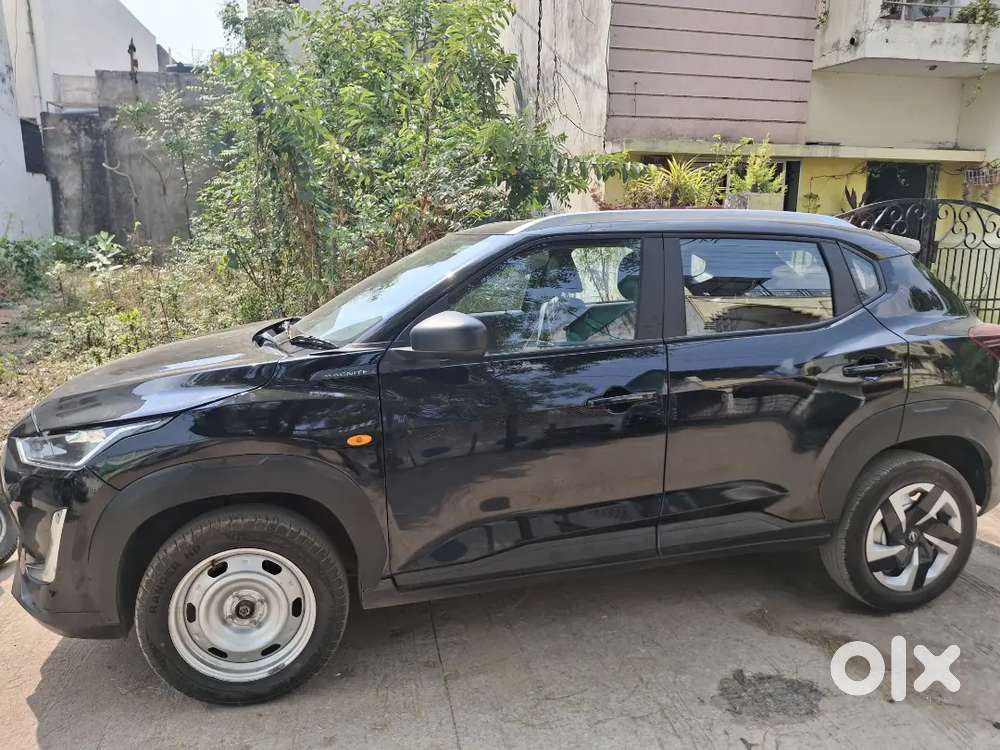 Nissan Magnite 2024 Petrol 28000 Km Driven