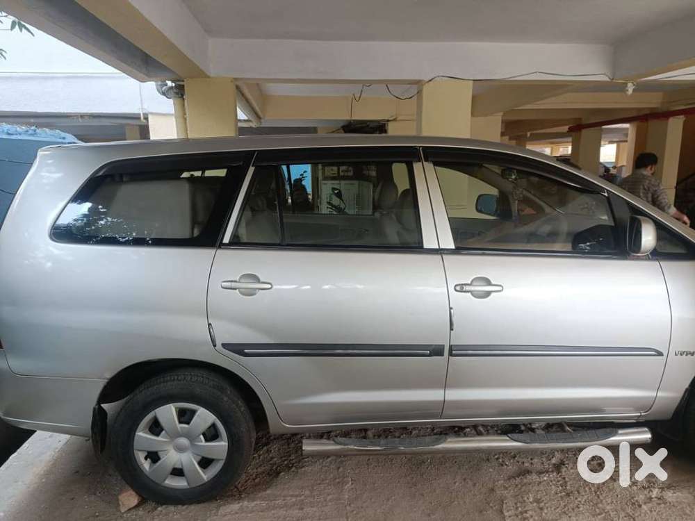 Toyota Innova Vvt-i  Non-accidental  Android Stereo