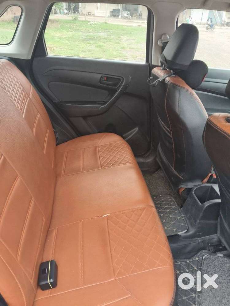 Maruti Suzuki Brezza 1.5 Lxi Smart Hybrid, 2021, Petrol