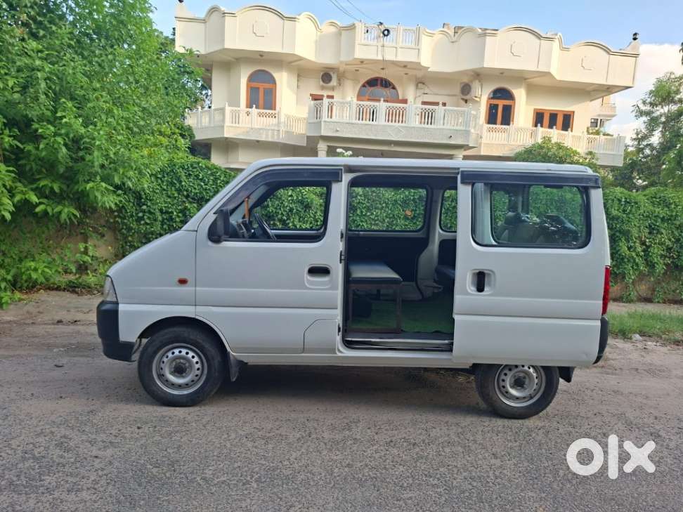 Maruti Suzuki Eeco 1.2 7 Str Std(o), 2025, Petrol