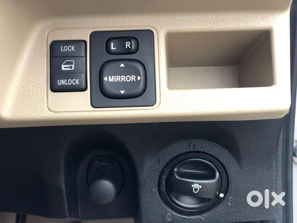 Toyota Etios 1.5 V, 2017, Petrol