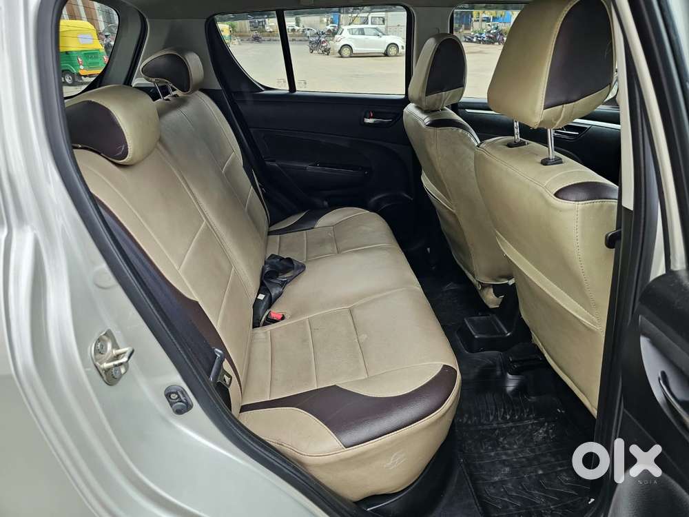 Maruti Suzuki Swift Vvt Zxi, 2017, Petrol