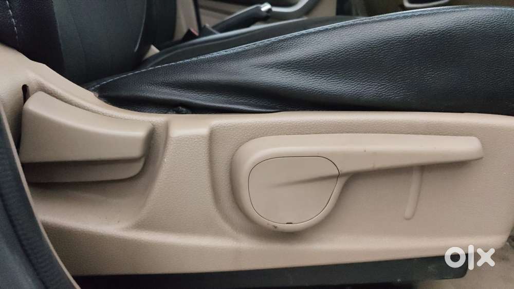 Mahindra Tuv 300 Mhawk100 T8, 2015, Diesel