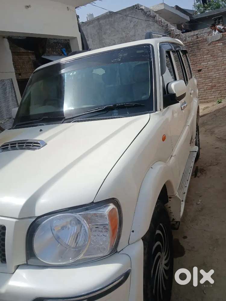 Mahindra Scorpio Classic 2012 Diesel 200000 Km Driven