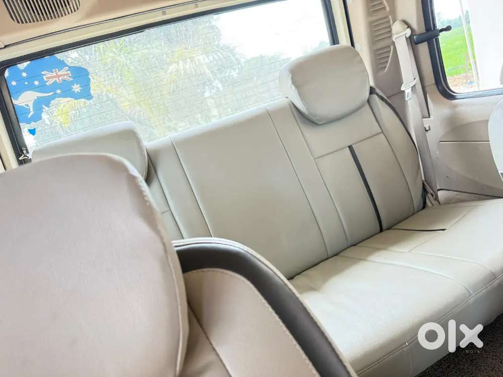 Mahindra Scorpio Classic 2014 White Colour New Tyre Paper Complete Goo
