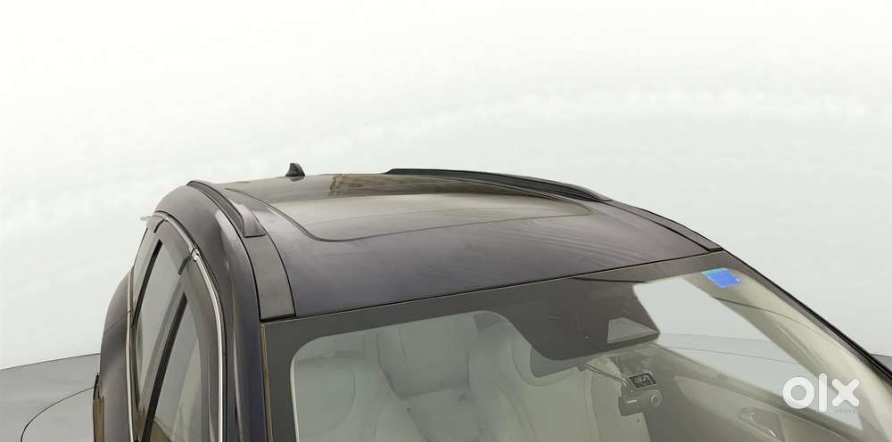 Mahindra Xuv700 2.0 Ax 7 Petrol At Str, 2022, Petrol