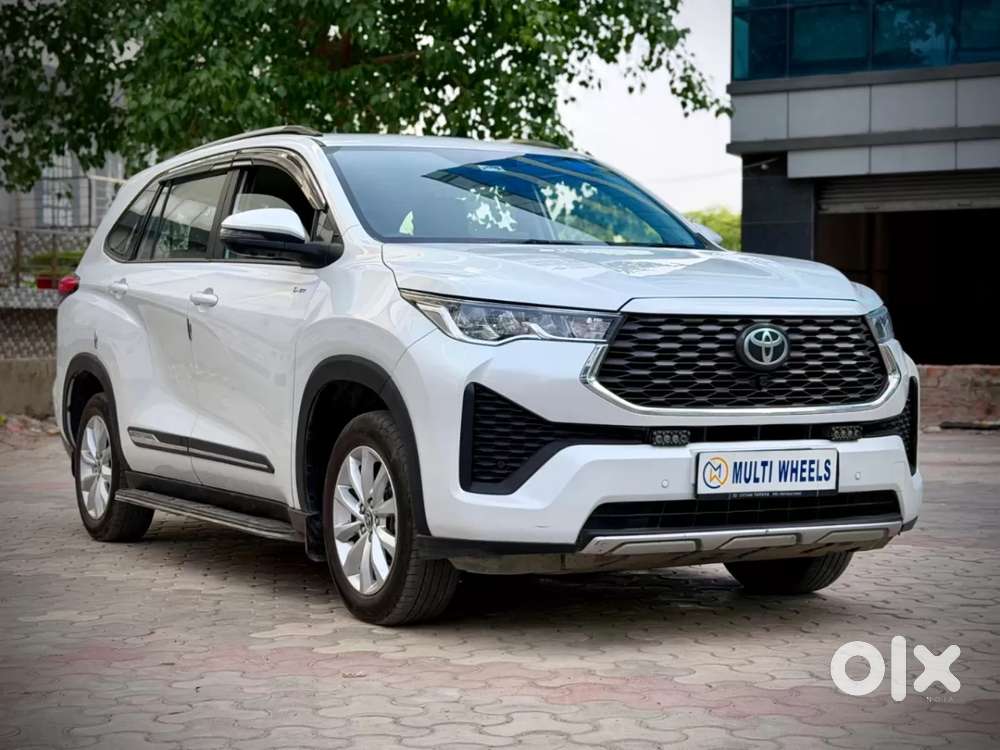 Toyota Innova Hycross 2.0 Vx Hybrid 7 Str, 2025, Petrol