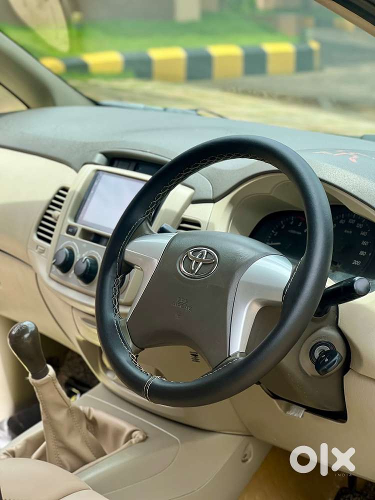 Toyota Innova 2.5 G (diesel) 8 Seater, 2013, Diesel