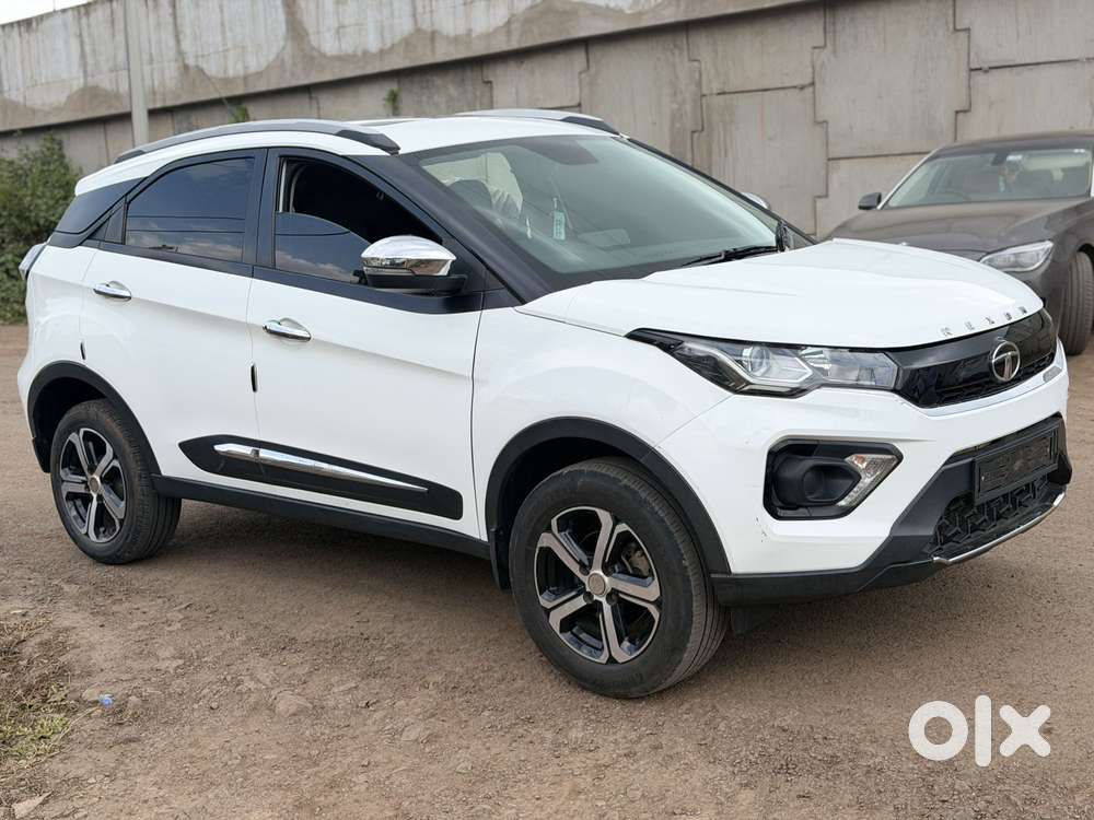 Tata Nexon Fearless Plus S 1.2 Revotron Petrol 6mt Dt, 2023, Petrol