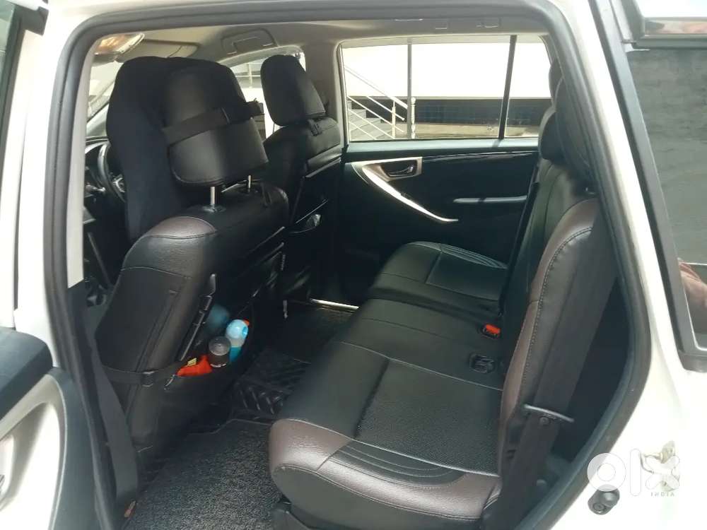Toyota Innova Crysta 2024