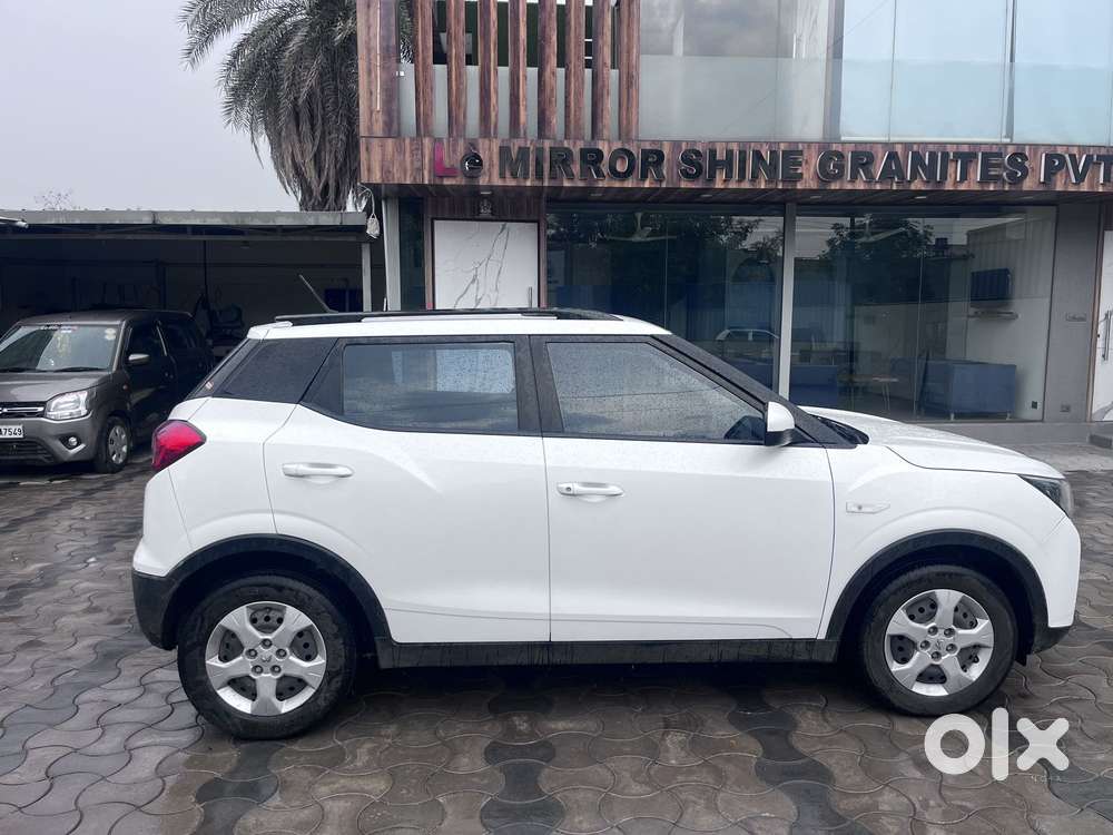 Mahindra Xuv300 W6, 2023, Petrol