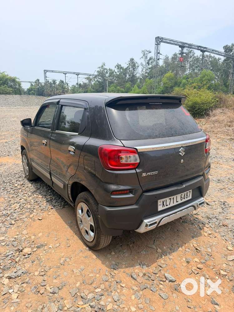 Maruti Suzuki S-presso Vxi Opt, 2024, Petrol