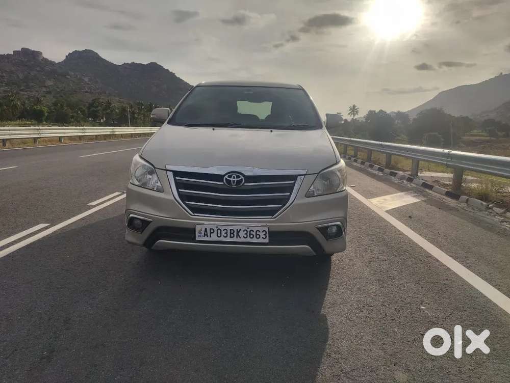 Innova 2014 V Version.