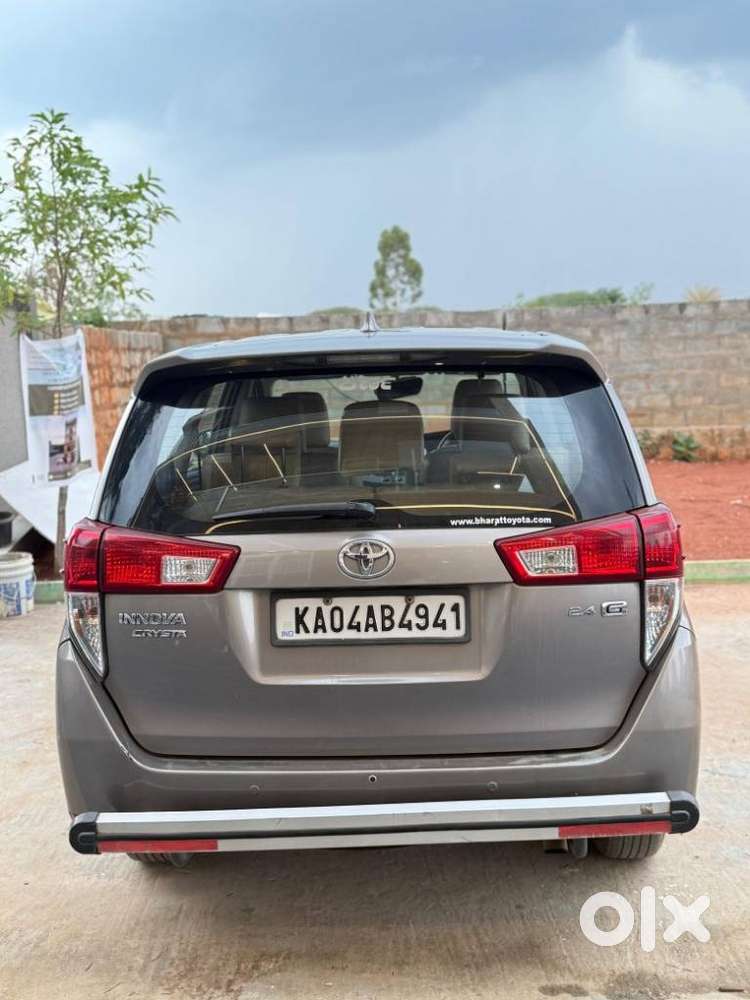 Toyota Innova Crysta 2.4 G Mt 7 Str, 2017, Diesel