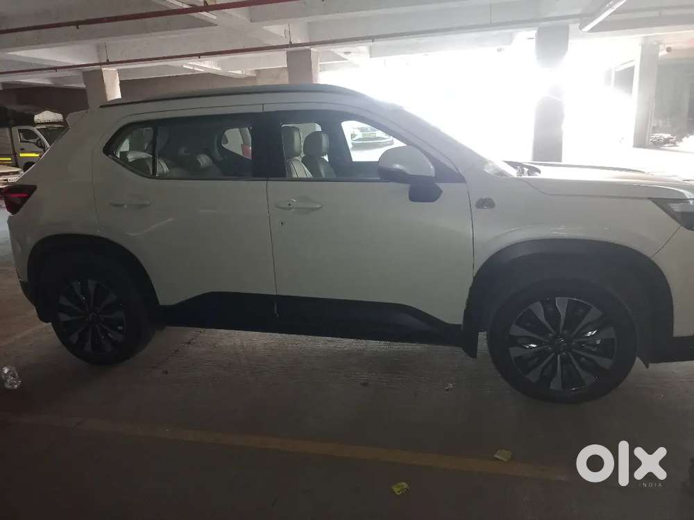 Honda Elevate 2024 Petrol 6500 Km Driven