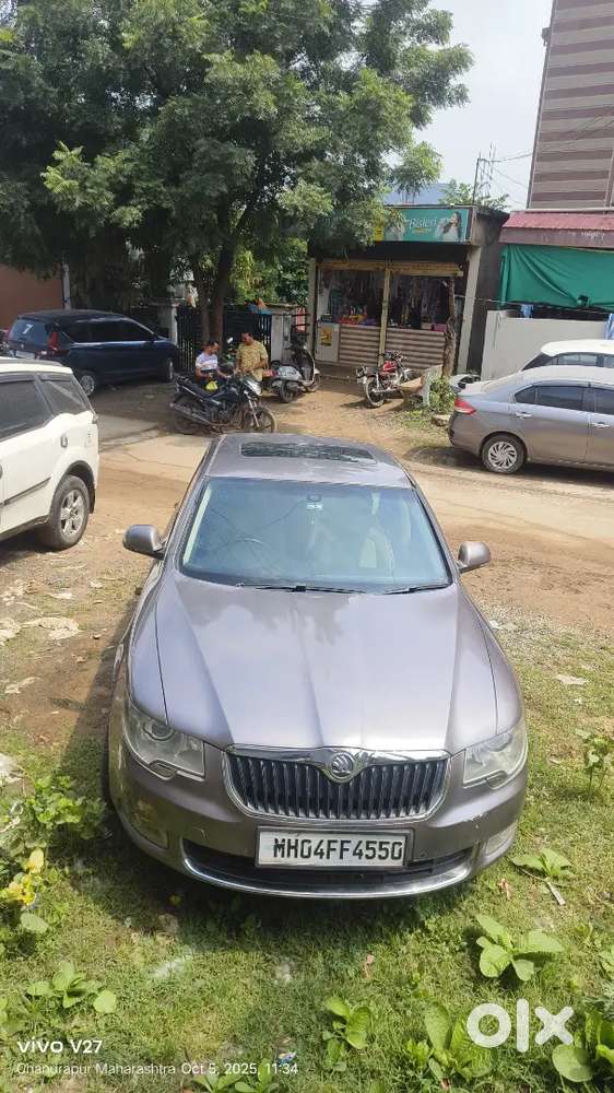 Skoda Superb 2012 Petrol Well Maintained