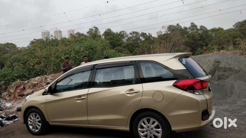 Honda Mobilio Petrol + Cng