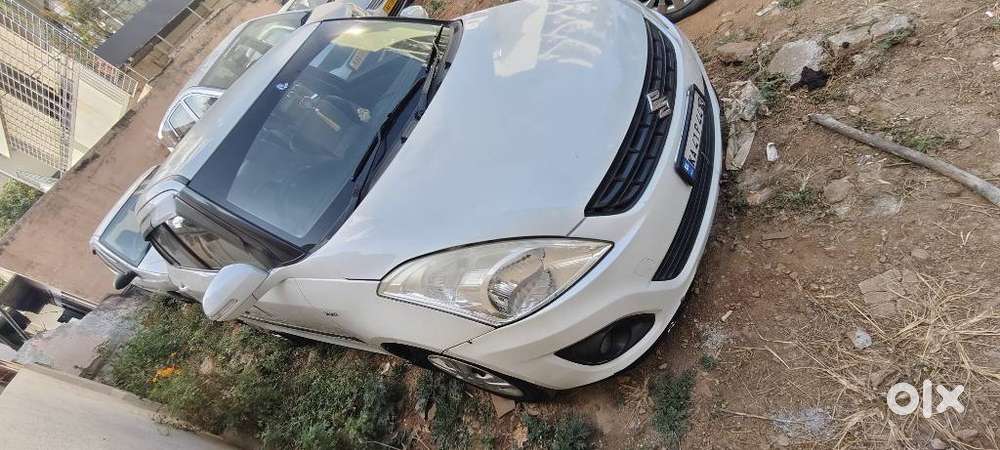 Maruti Suzuki Swift Dzire Vxi Optional, 2012, Petrol