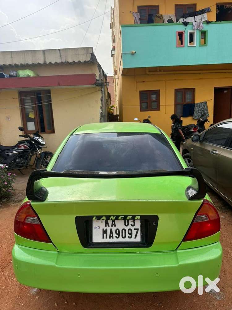 Mitsubishi Lancer 2002