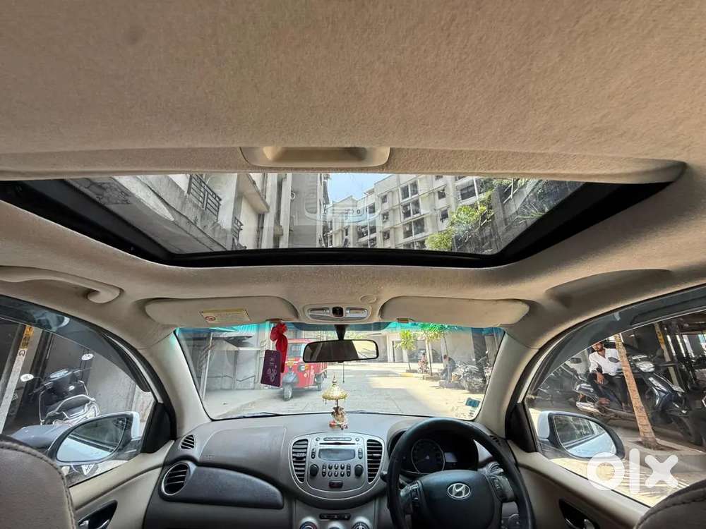 Hyundai I10 2011 Petrol 70000 Km Driven